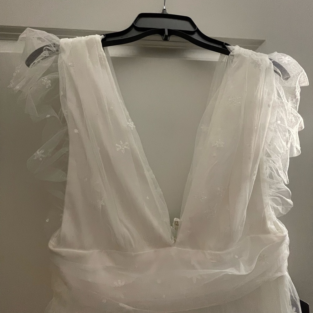 White dress (Bridal, elegant) - Picture 2 of 6